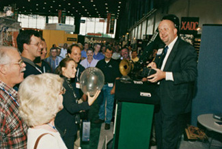 Al bringing in the crowd